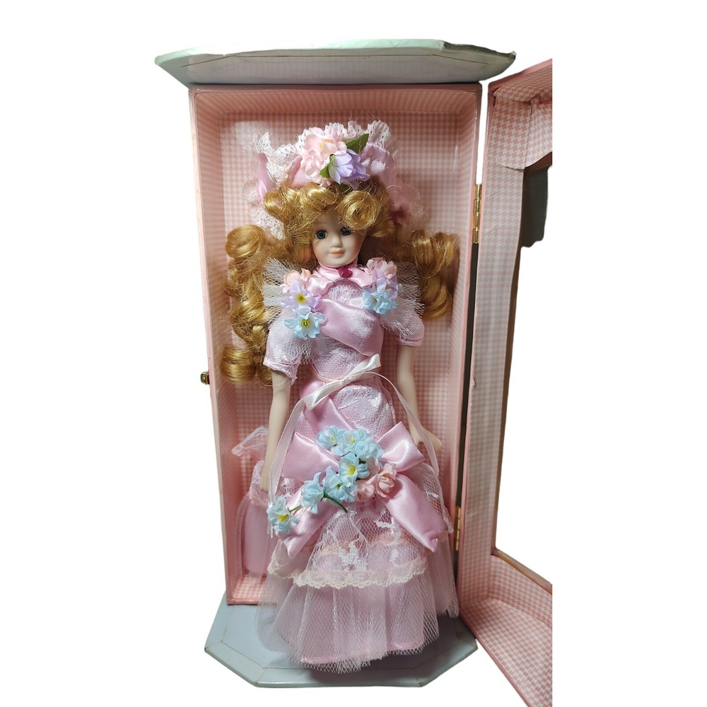 Show Stoppers Susie Doll‎ Pink Dress Original Box Collectible Porcelain SEE